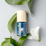 Esmalte para uñas Navy.