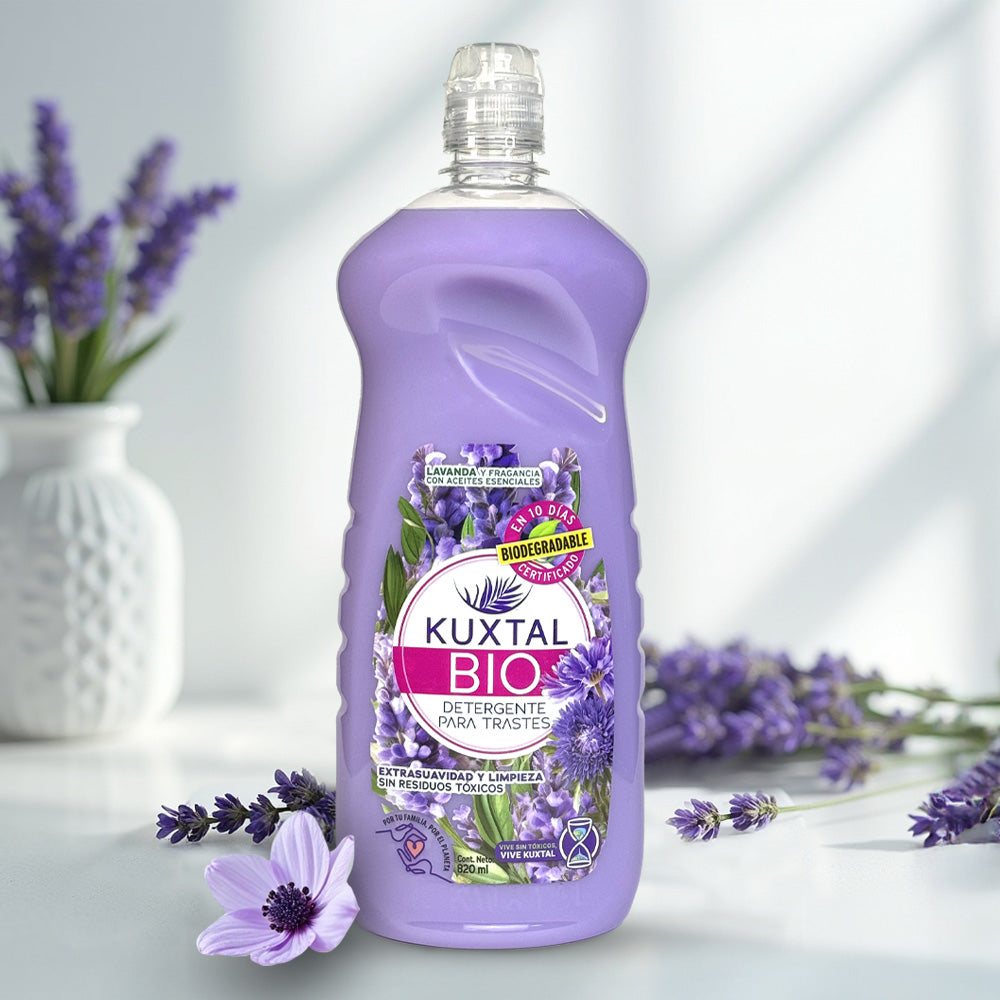 Bio Detergente líquido para trastes Lavanda 820 ml.