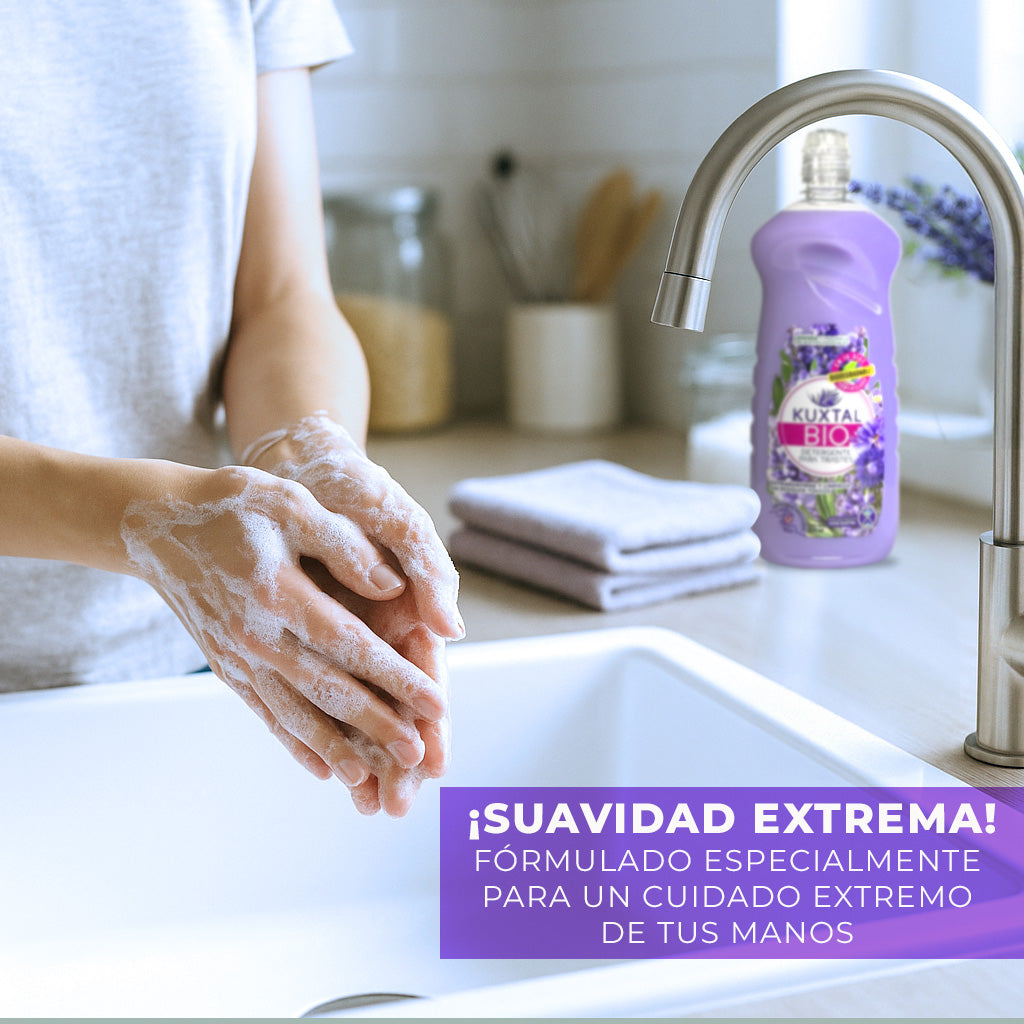 Bio Detergente líquido para trastes Lavanda 820 ml.